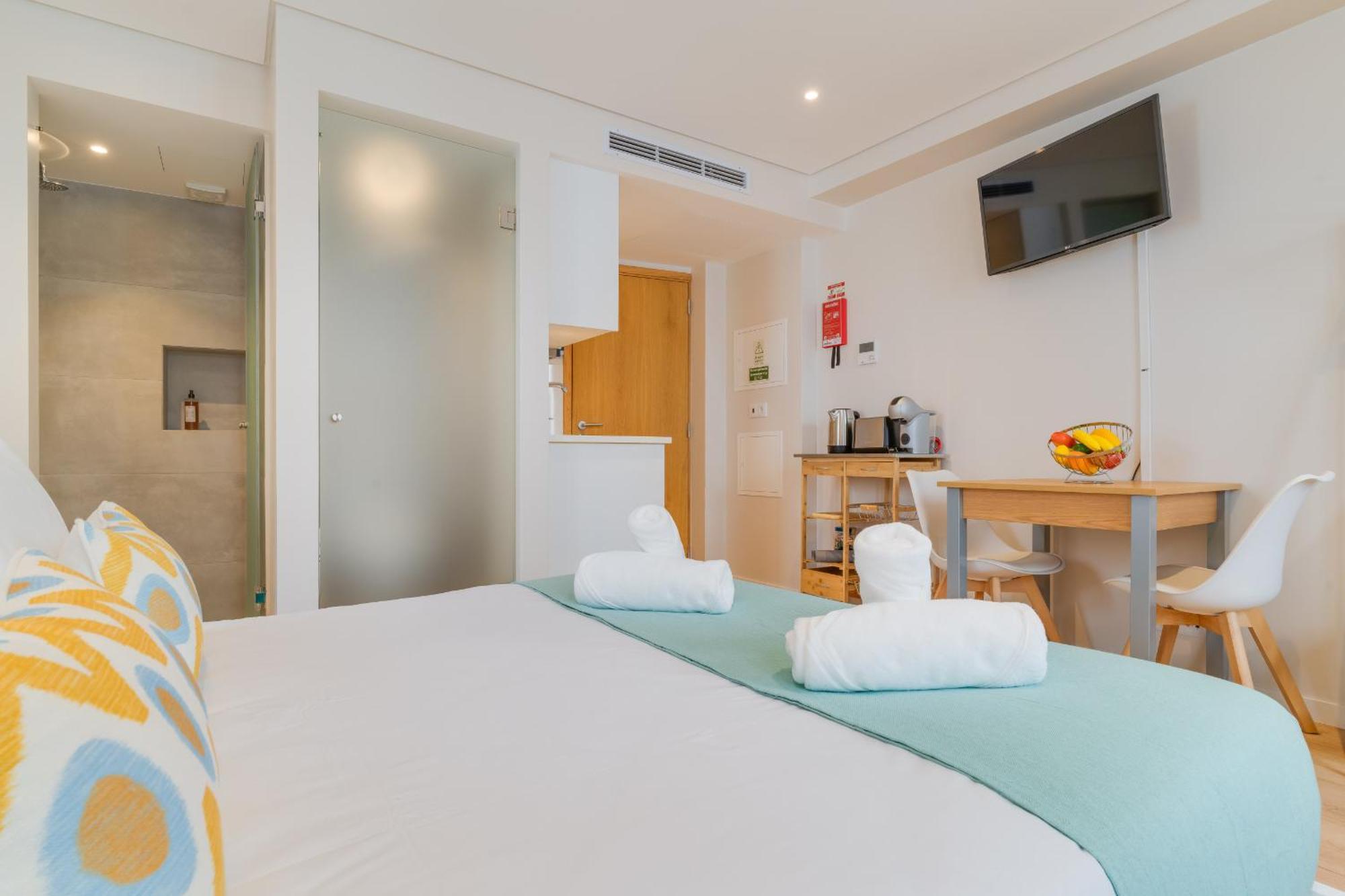 Q Studios By Atlantic Holiday Funchal  Bagian luar foto