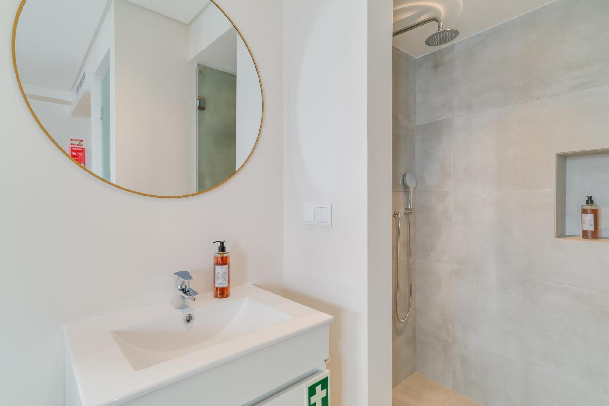 Q Studios By Atlantic Holiday Funchal  Bagian luar foto